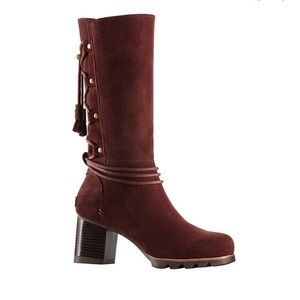 Sorel Women's Heeled Boots in Burgundy